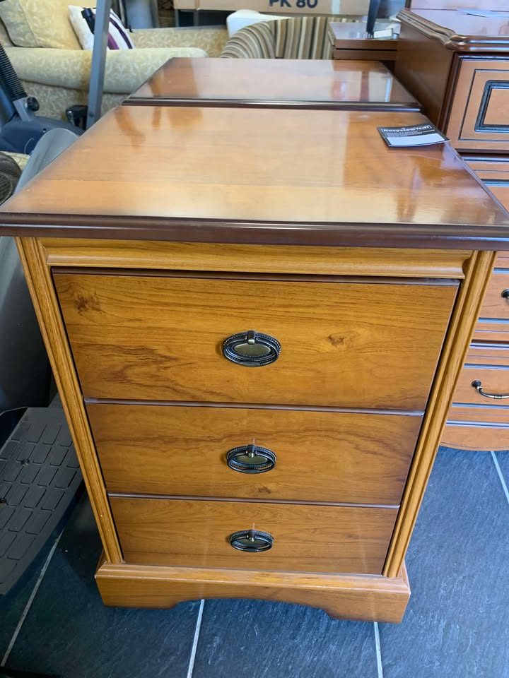 Pair of lockers